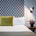 Intelier Victoria Hotel 2*