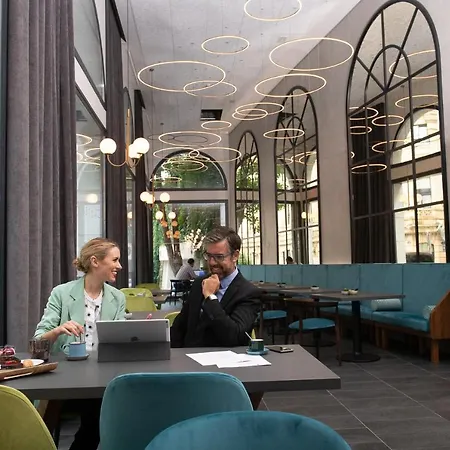 Intelier Victoria Hotel 2*