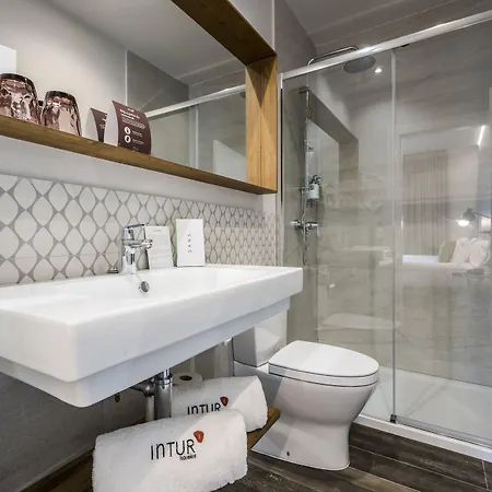 Intelier Victoria 2* San Sebastian