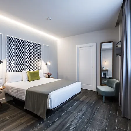 Intelier Victoria 2* San Sebastian